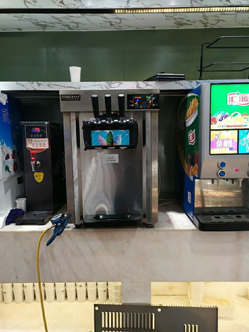 图 成华区附近上门维修冰淇淋机,制冰机,食品冻库 成都家电维修
